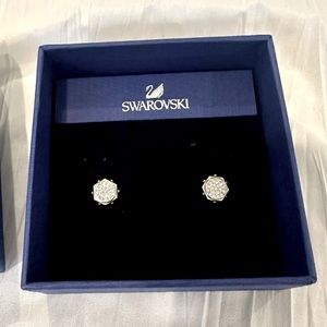 NWT Swarovski Micro Pave Crystal Hexagon Stud Post Earrings